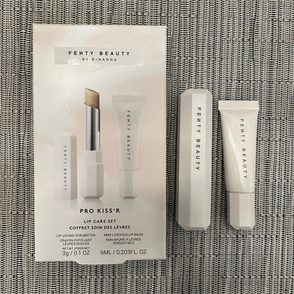 NEW🖤Fenty 6pc Beauty Bundle - Picture 5 of 14